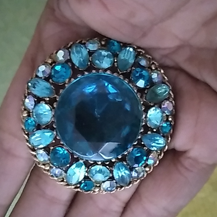 Vintage Signed Regency Rhinestone Brooch
